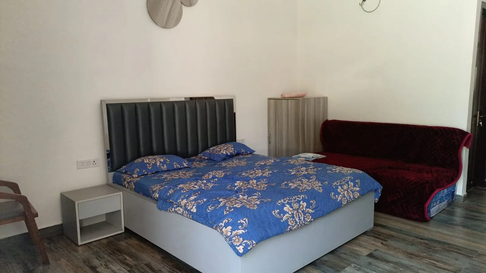 Deluxe Bed