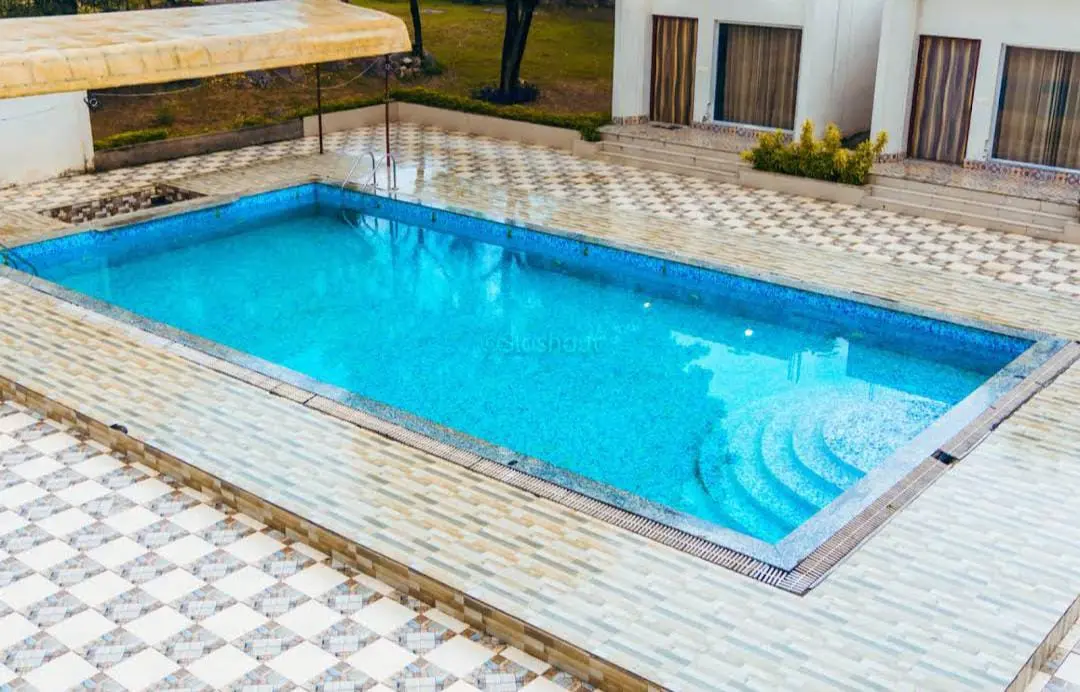 Swimming Pool Area 1